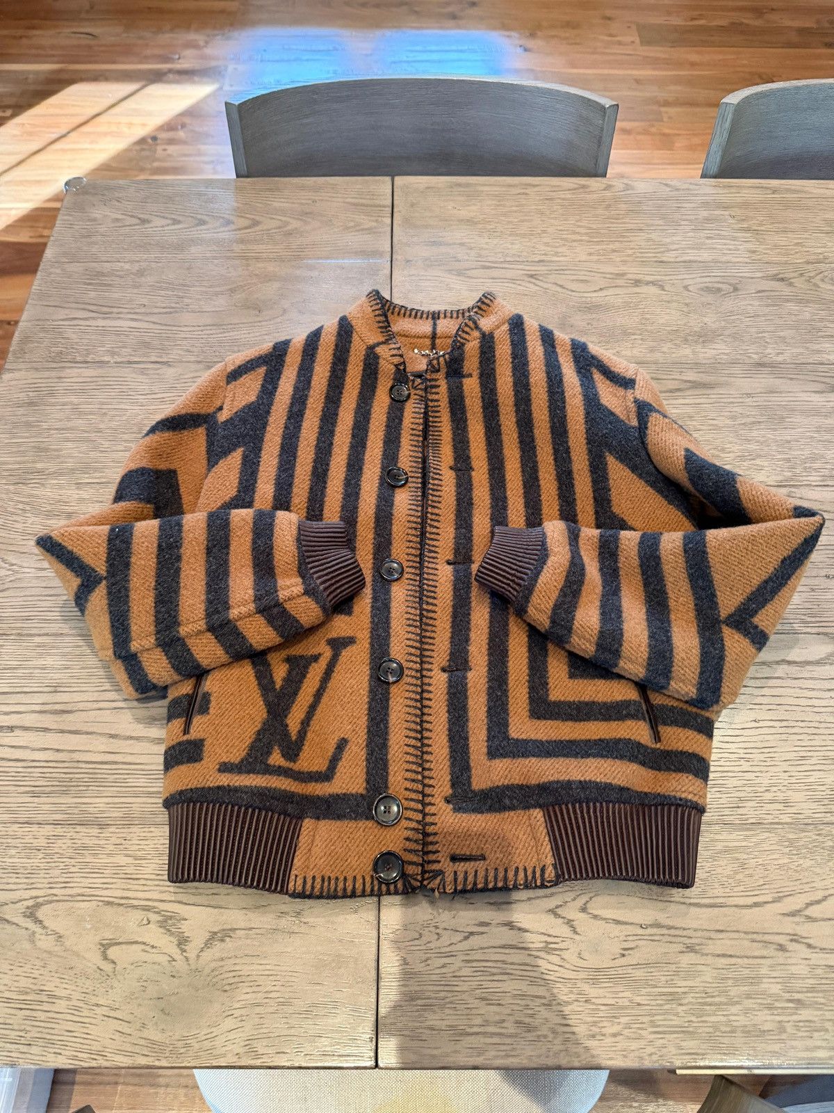 Louis Vuitton Louis Vuitton Karakoram Mens Jacket Size US S / EU 44-46 / 1 - 1 Thumbnail