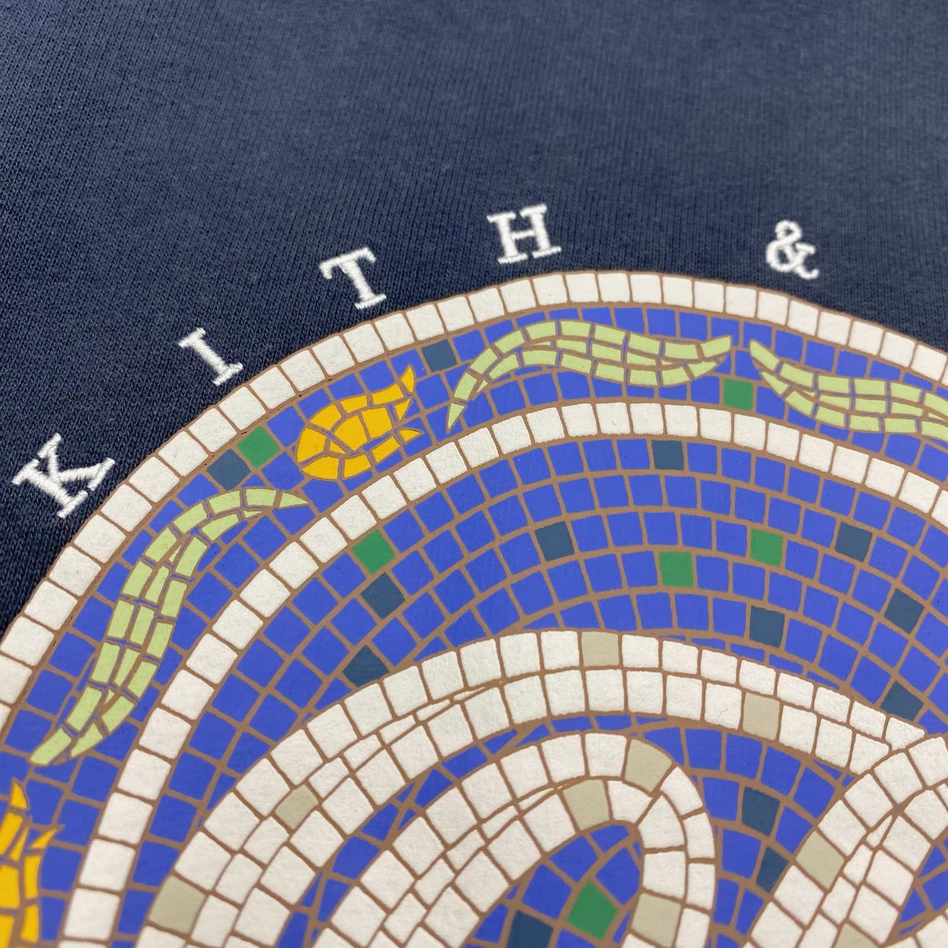 Kith Kith Williamsburg Exclusive Crest Hoodie Size US S / EU 44-46 / 1 - 4 Thumbnail