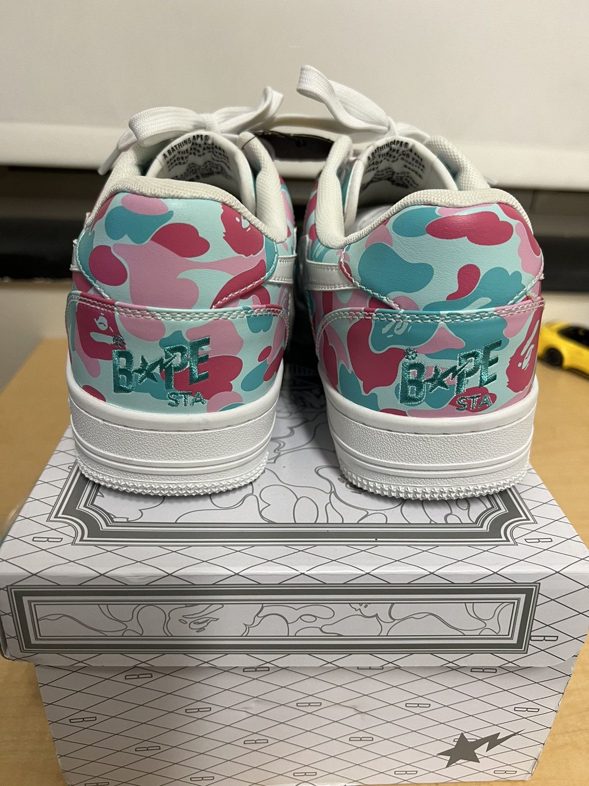 Bape BAPESTA LOW M2 MIAMI 1ST ANNIVERSARY Size US 10 / EU 43 - 4 Thumbnail