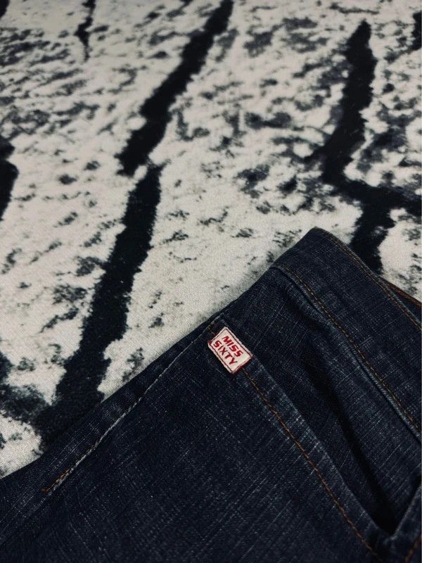 Miss Sixty Vintage Miss Sixty navy blue 26 flare jeans Size 26" / US 2 / IT 38 - 3 Thumbnail