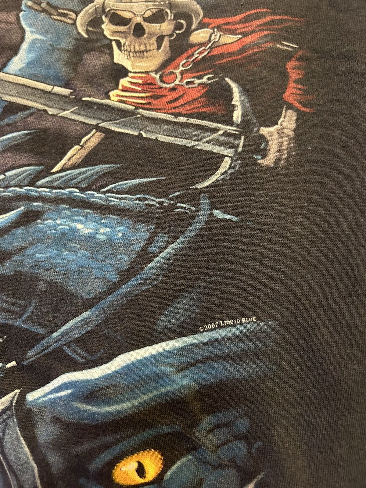Liquid Blue 2007 Liquid Blue skeleton and dragons XL t-shirt Size US XL / EU 56 / 4 - 3 Thumbnail