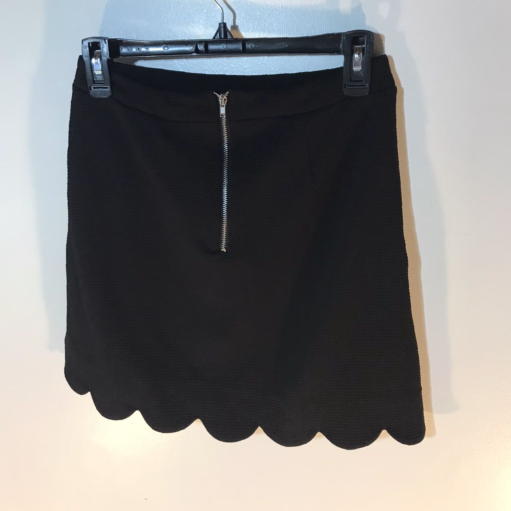 Vintage Papaya Black Scalloped Hem Knee Length Skirt Womens Size S Size 28" / US 6 / IT 42 - 2 Thumbnail