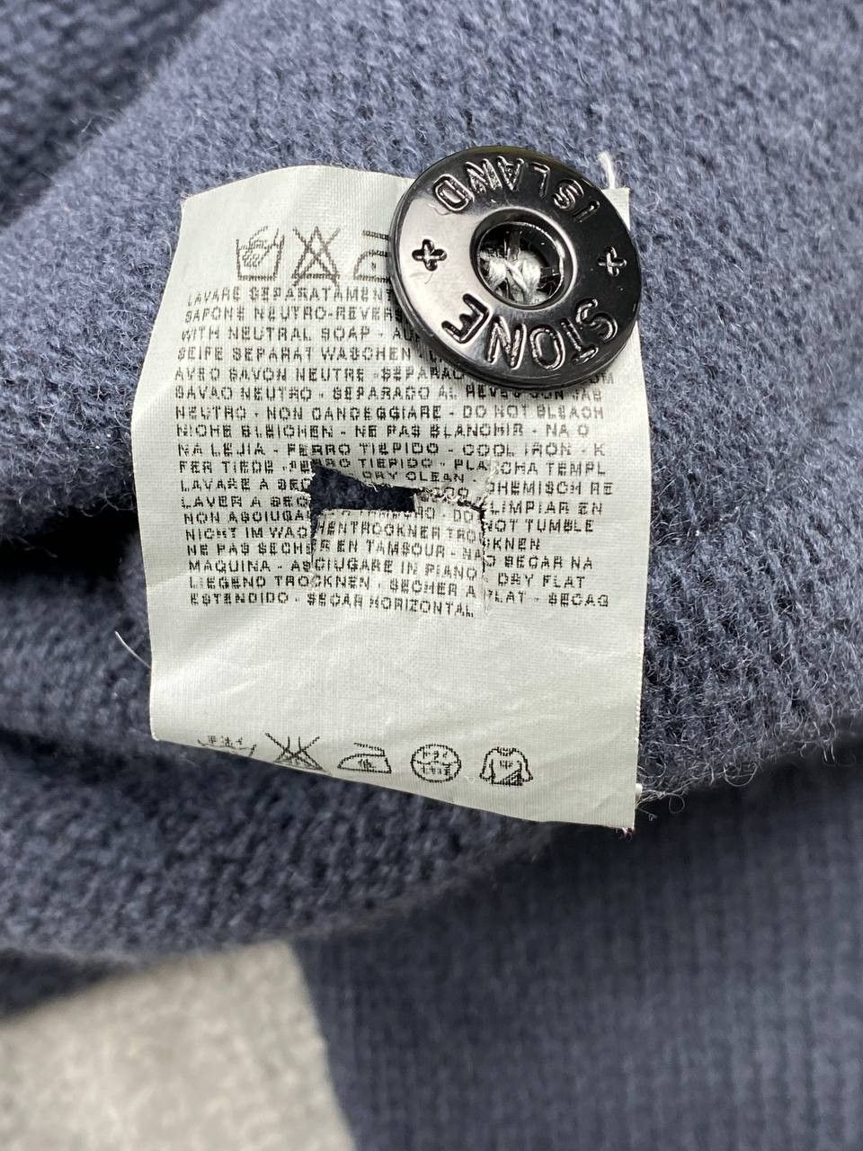Stone Island Vintage Stone Island Knit Wool Sweater Full Zip Hooded Men Size US L / EU 52-54 / 3 - 12 Thumbnail