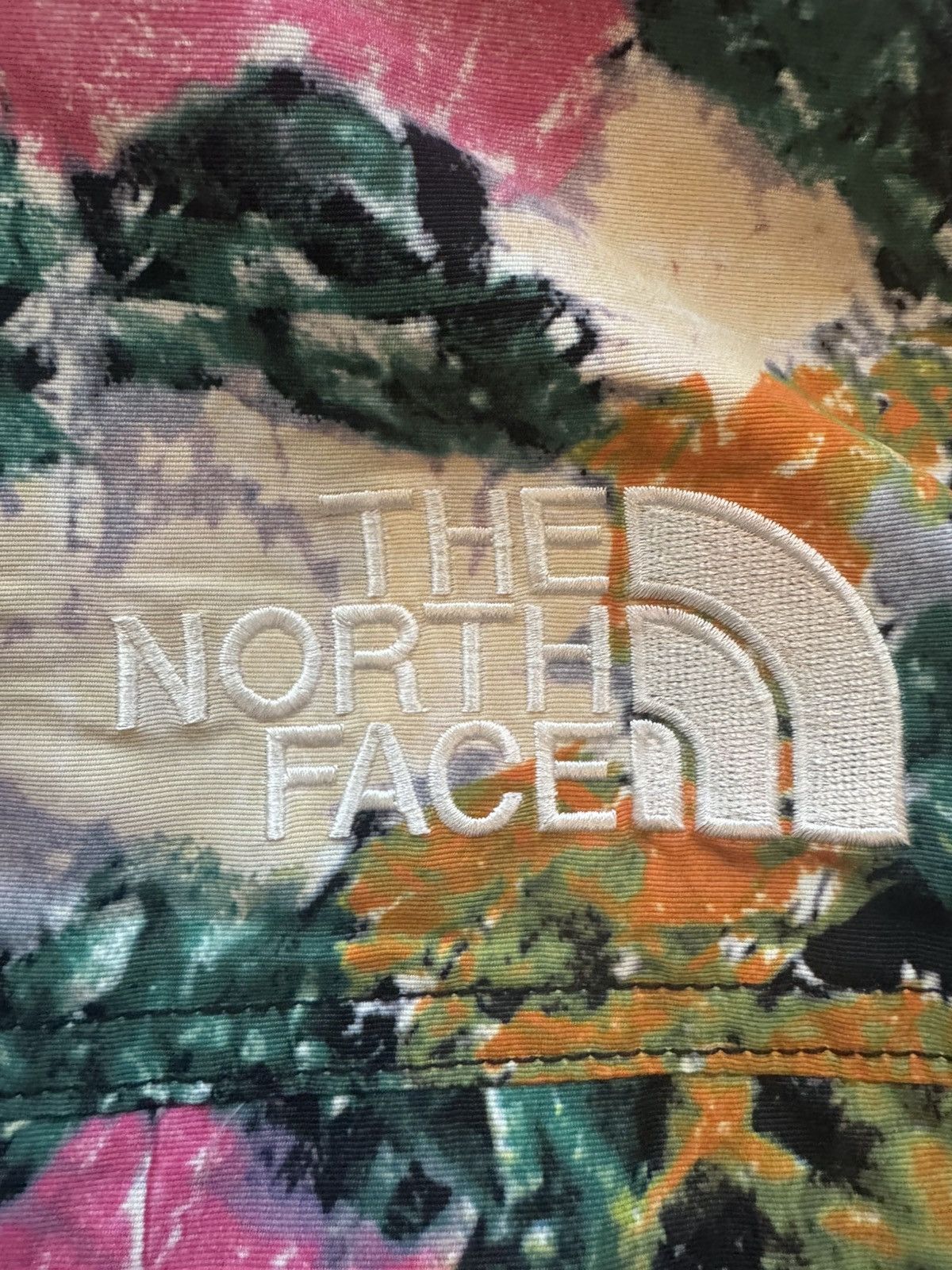 Supreme × The North Face Supreme The North Face Trekking S/S Shirt Large Floral Size US L / EU 52-54 / 3 - 8 Thumbnail