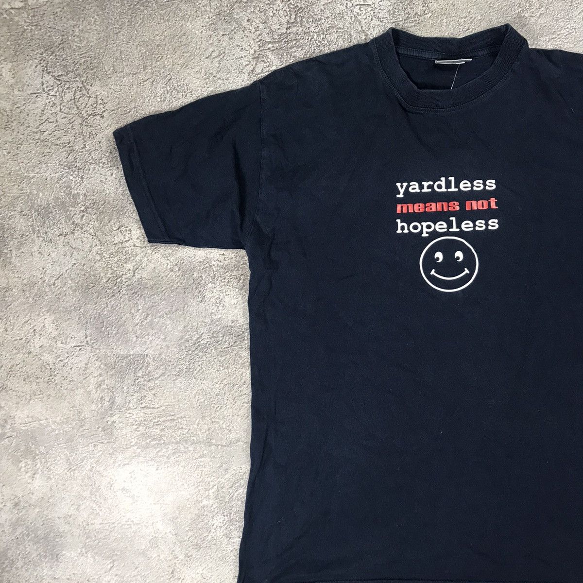 Vintage Vintage Y2K Sun Faded Graphic Tee Smiley Face Skate Slim M Size US M / EU 48-50 / 2 - 3 Thumbnail