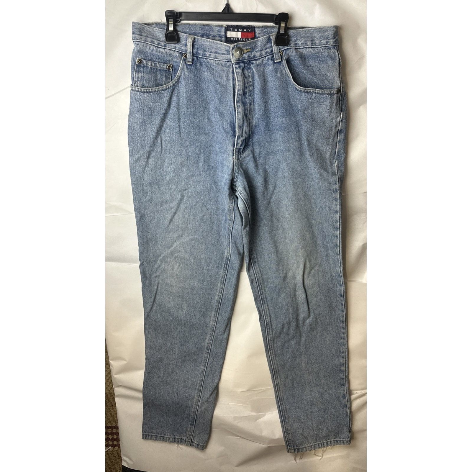 Tommy Hilfiger Vintage Tommy Hilfiger Jeans Sz 34 Light Wash Tapered Size US 34 / EU 50 - 1 Thumbnail