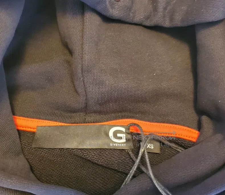 Givenchy Givenchy Shark Tooth Hooded Sweatshirt - Size S Size US XS / EU 42 / 0 - 5 Thumbnail
