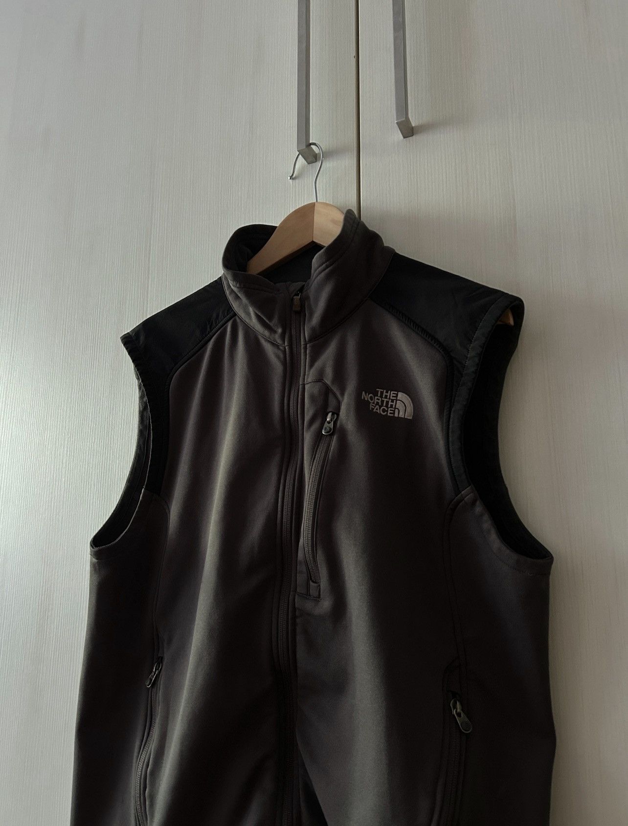 The North Face The North Face mens soft-shell Vests outdoors Size US M / EU 48-50 / 2 - 3 Thumbnail