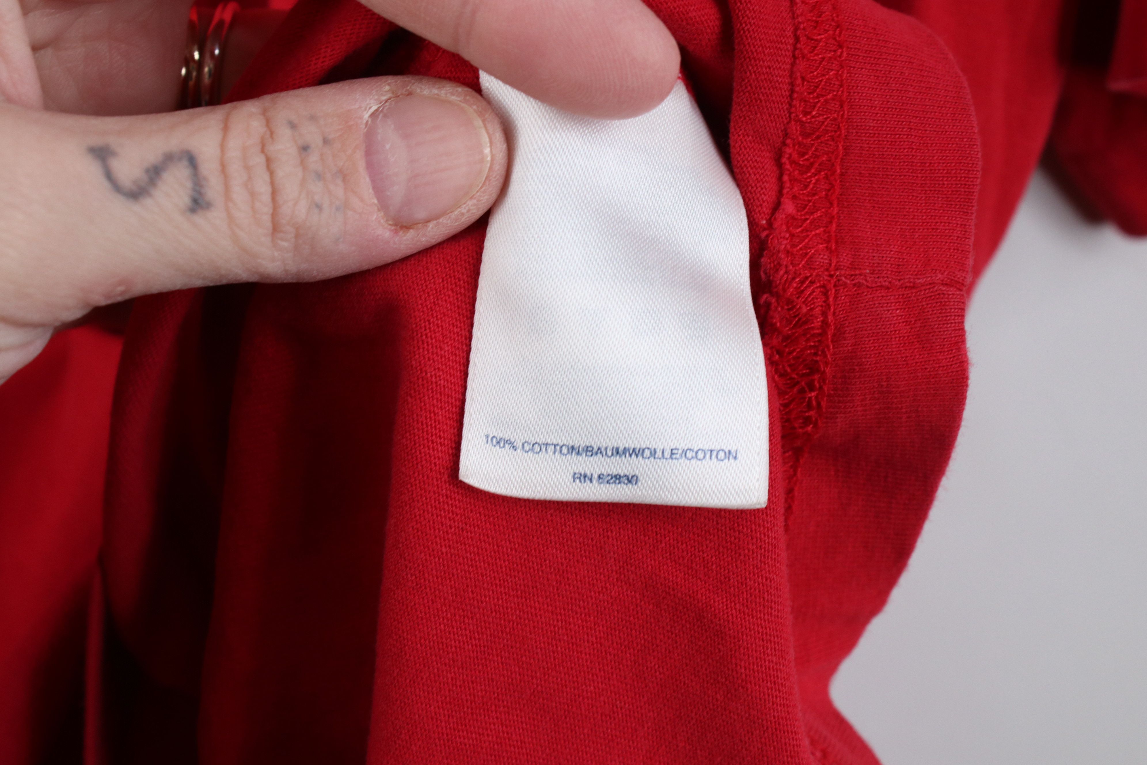 Lands' End Vintage Y2K Lands End Blank Short Sleeve Cotton T-Shirt Red Size US L / EU 52-54 / 3 - 11 Thumbnail