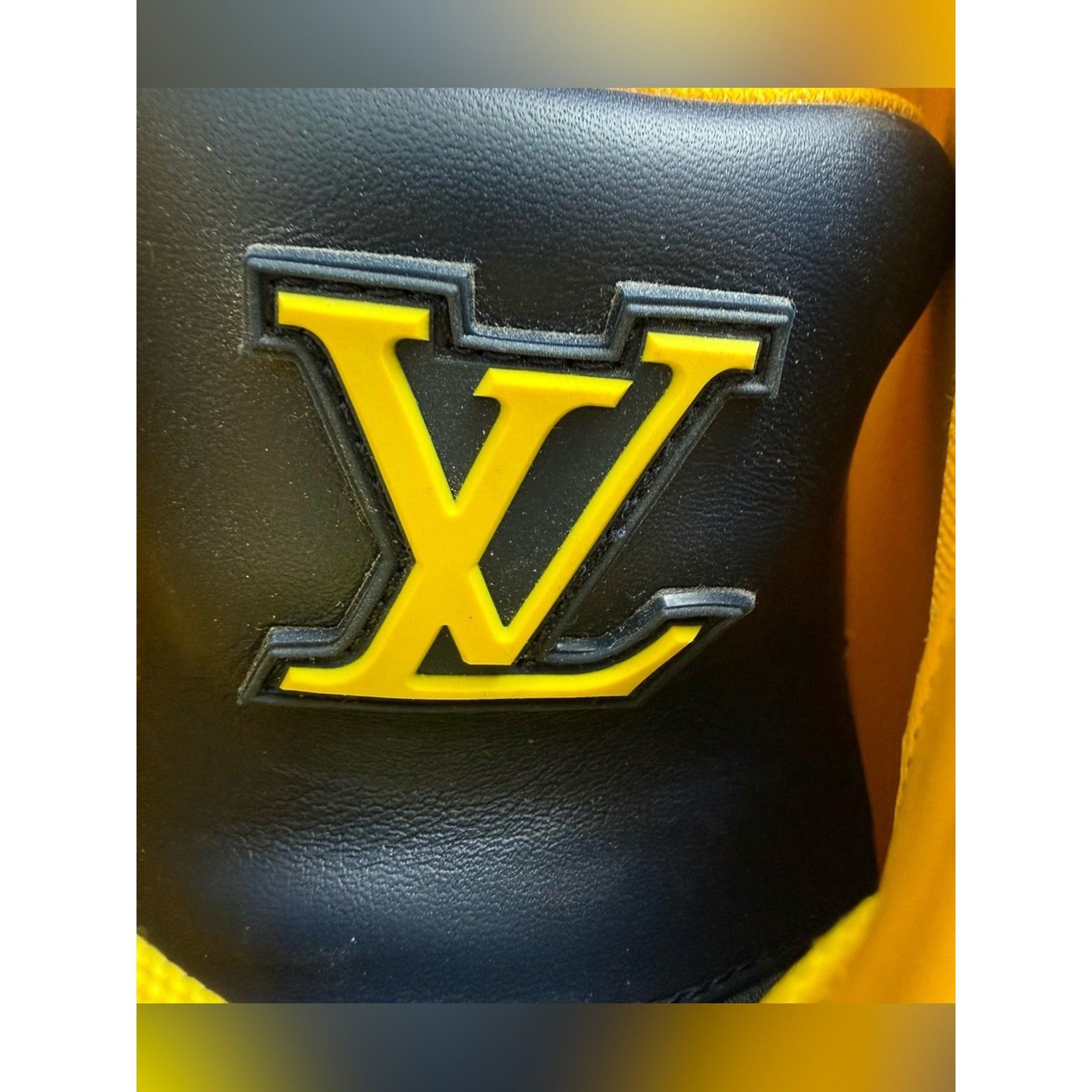 Louis Vuitton Louis Vuitton LV men trainer shoes 10UK or 11US Authentic Size US 11 / EU 44 - 8 Thumbnail