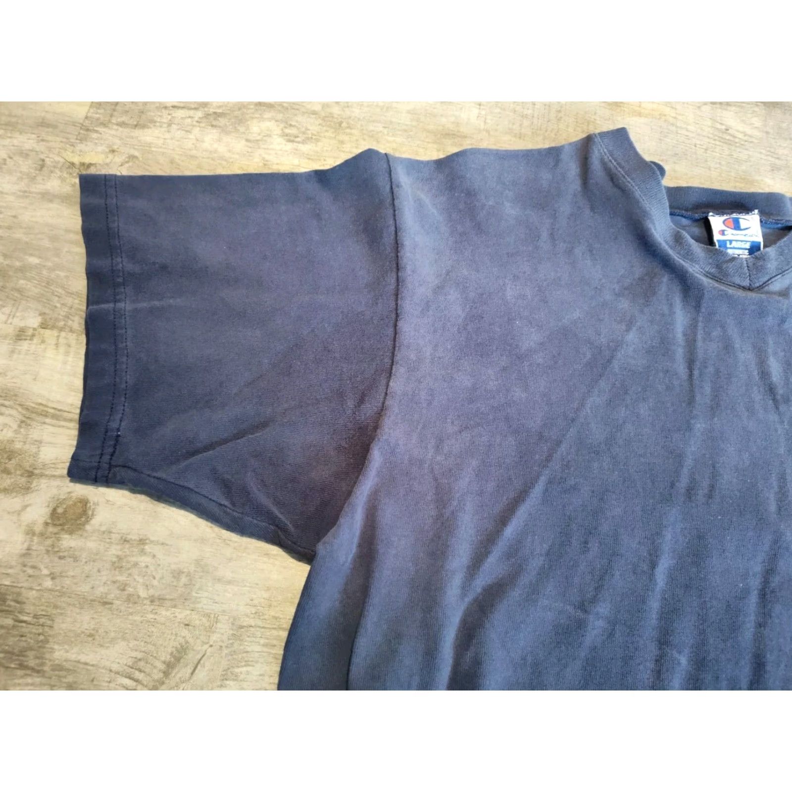 Champion VINTAGE Champion T-Shirt Blue V-Neck Logo Short Sleeve Men L 90s Bleached USA Made Size US L / EU 52-54 / 3 - 3 Thumbnail