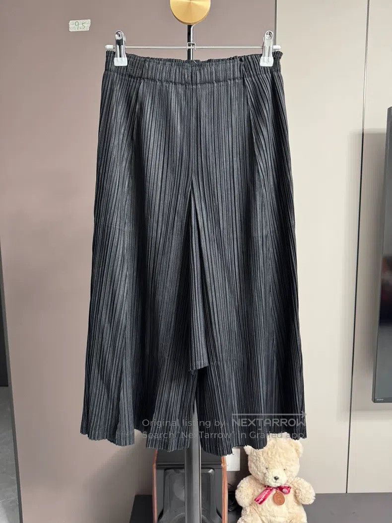 Issey Miyake Issey Miyake size:1 Black Cropped Wide-leg Harem Pants Size 23" - 1 Thumbnail