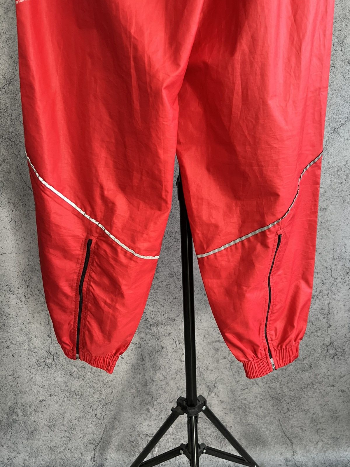 Nike Vintage Nike Y2K Pants 2000s Sportswear Pants Sweatpants Red Size US 32 / EU 48 - 7 Thumbnail