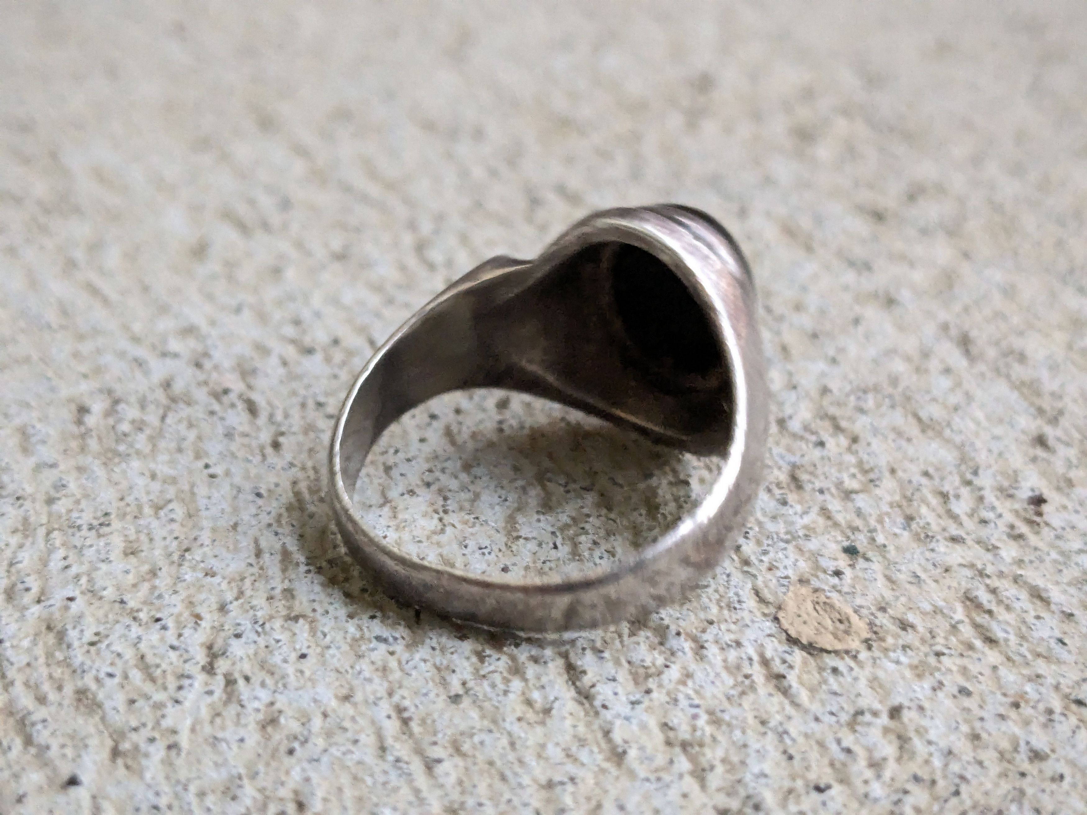 Vintage Vintage Sterling Silver Signet Ring Black Oval 8.25 Size ONE SIZE - 4 Thumbnail