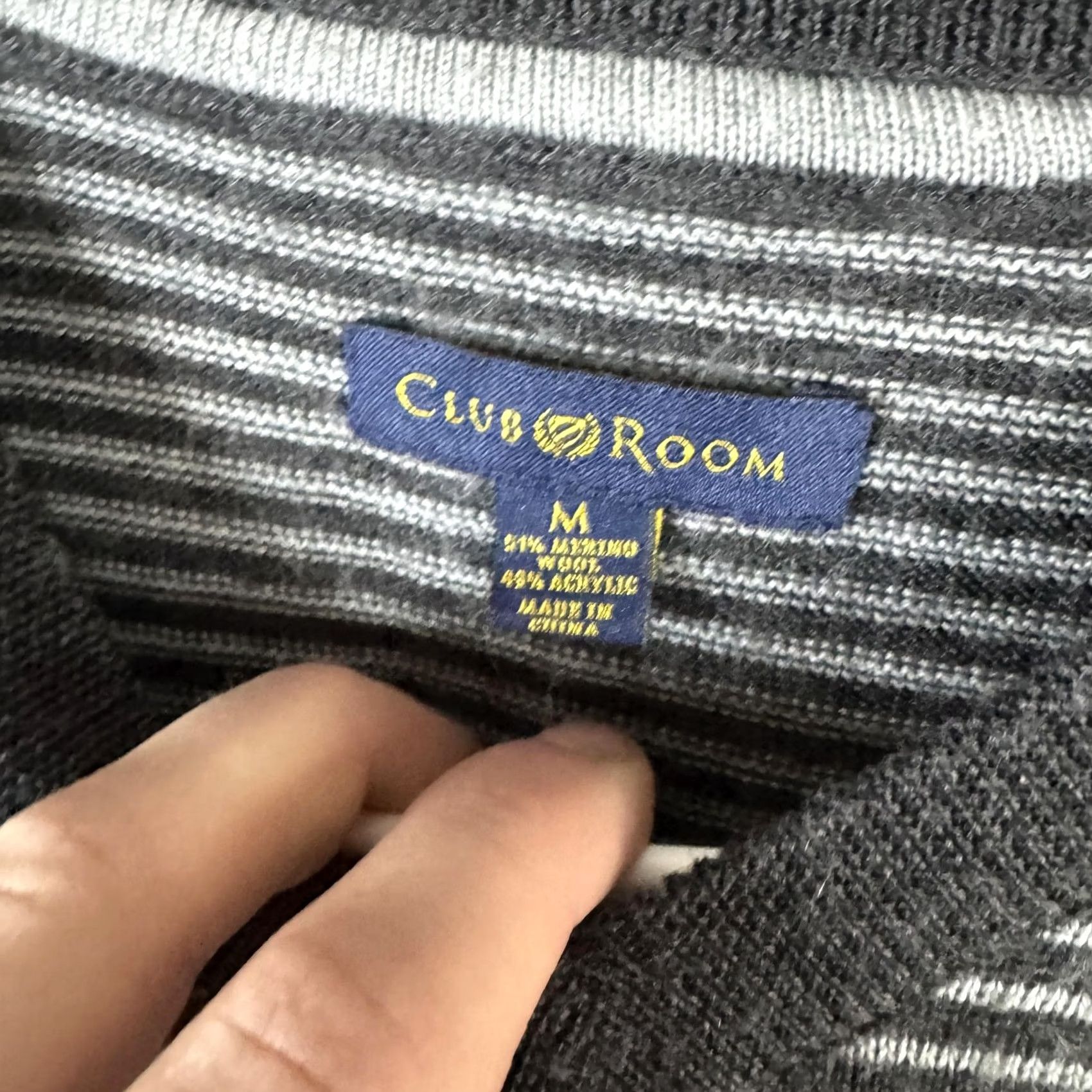 Club Room Club Room Sweater Mens Medium Gray Striped V Neck Merino Wool Acrylic Pullover Size US M / EU 48-50 / 2 - 7 Thumbnail
