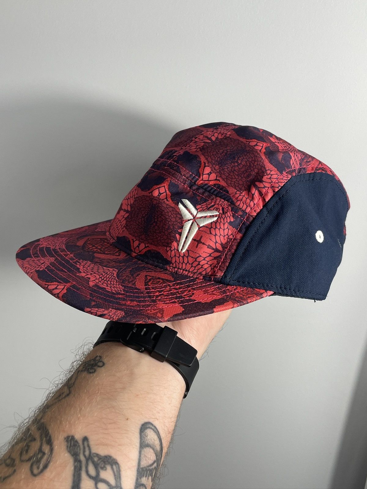Nike Nike Kobe Bryant 5-phanel cap Mamba Red Dark Navy Blue Size ONE SIZE - 9 Thumbnail