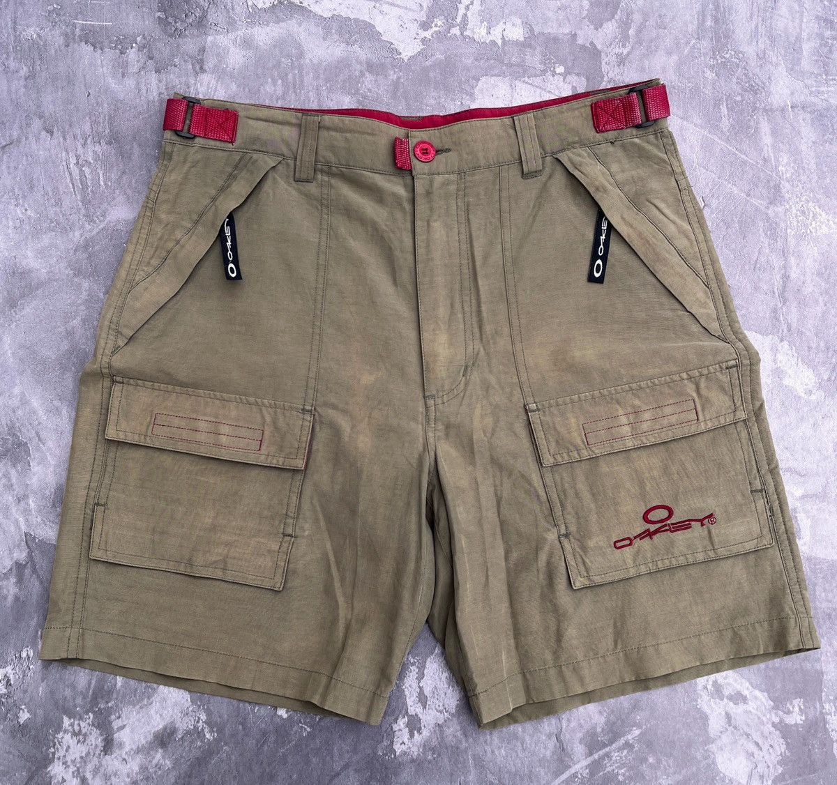 Oakley 🔥Rare OAKLEY Cargo Shorts Vintage Logo Size US 32 / EU 48 - 1 Thumbnail
