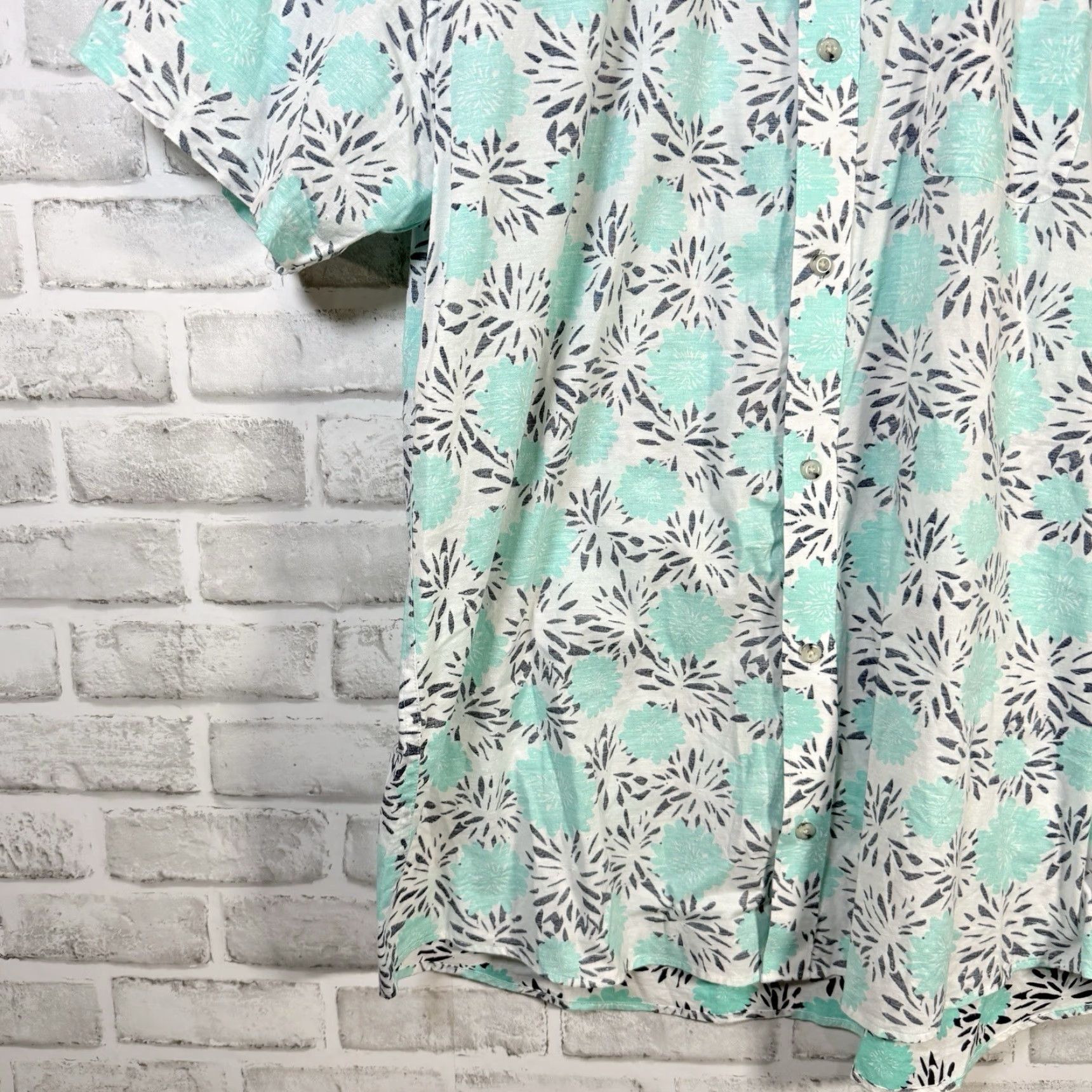 TravisMathew VINTAGE Travis Mathews Hawaiian Shirt Men Short Sleeve Button-Down 2XL Floral Blue Size US XXL / EU 58 / 5 - 3 Thumbnail