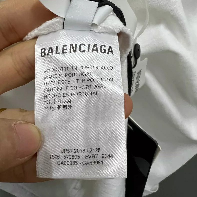 Balenciaga Balenciaga White Pattern Printed Short Sleeve Size US L / EU 52-54 / 3 - 4 Thumbnail