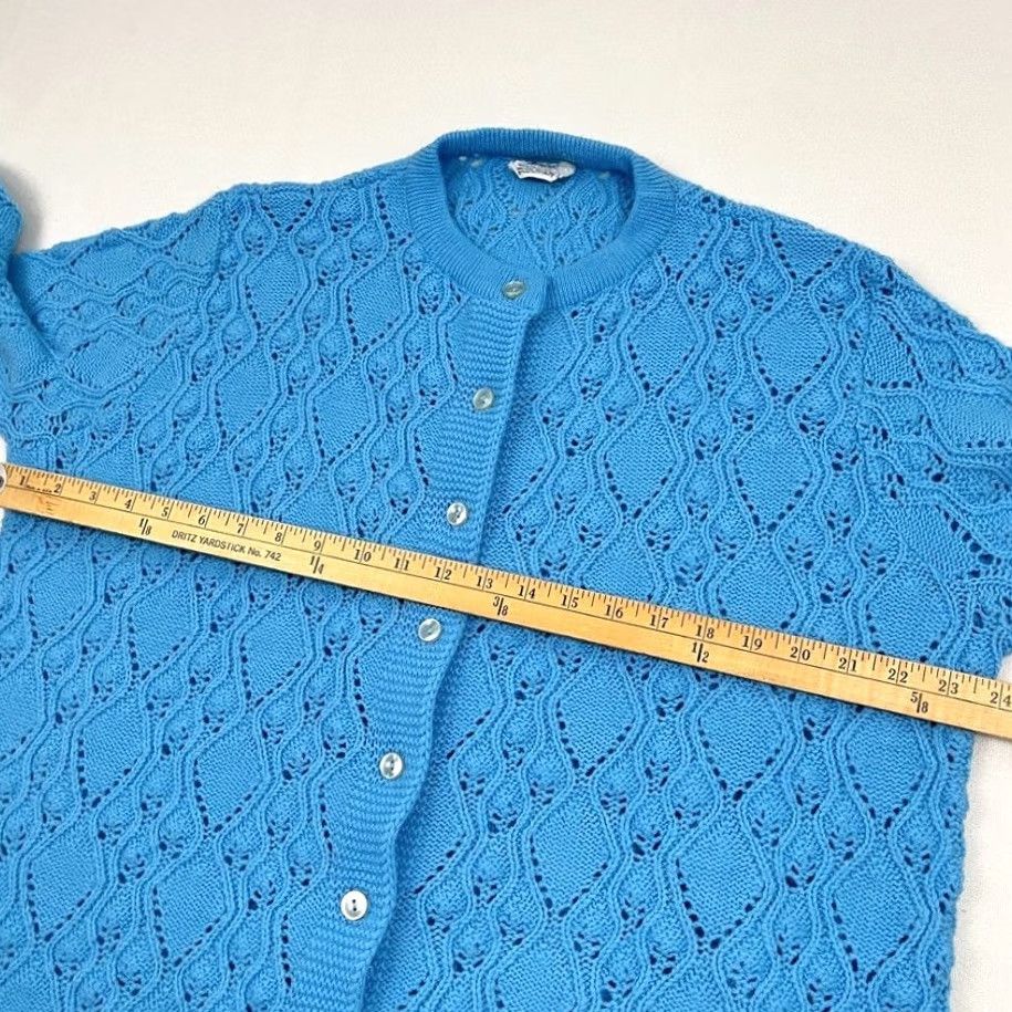 Vintage VINTAGE Wintuk Cardigan Sweater Womens XL Blue Pointelle Knit Scallop Acrylic Cardigan Women Regular Knit Sleeves Solid Pattern Size XL / US 12-14 / IT 48-50 - 4 Thumbnail