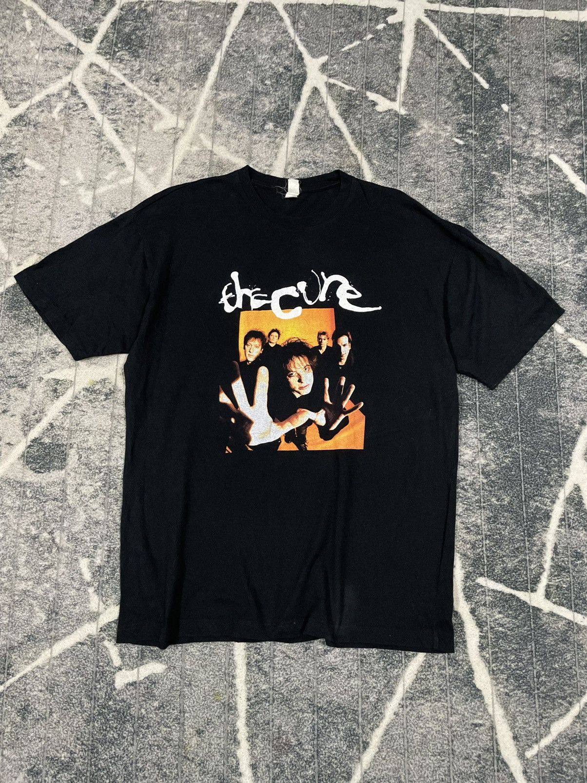 Band Tees THE CURE TOUR US 2023 TEE Size US XL / EU 56 / 4 - 1 Thumbnail