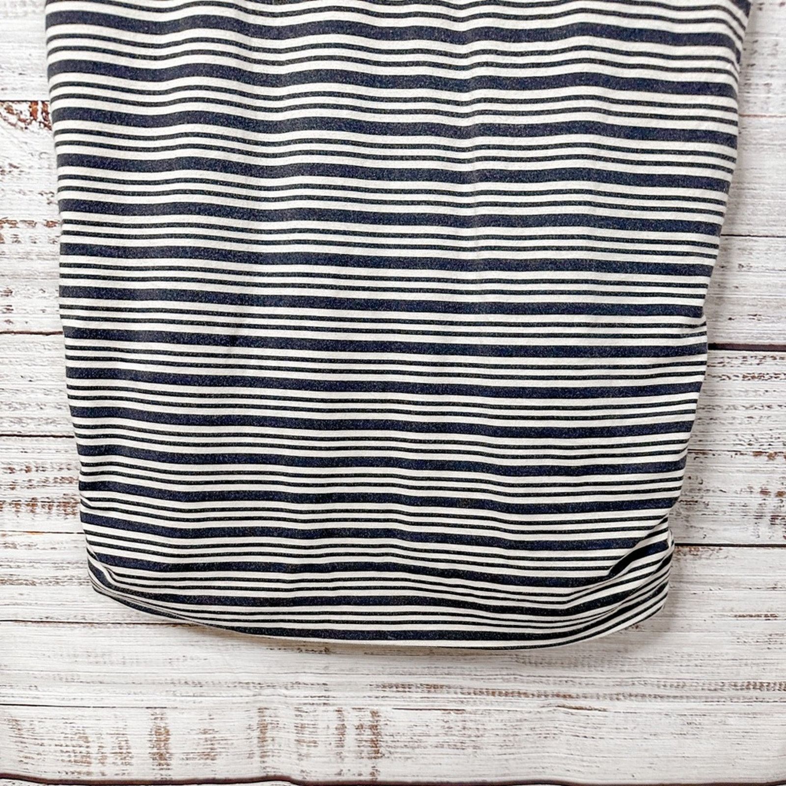 Athleta Athleta Tulip Striped Bodycon Dress, EUC, Medium, MSRP $108 Size M / US 6-8 / IT 42-44 - 8 Thumbnail