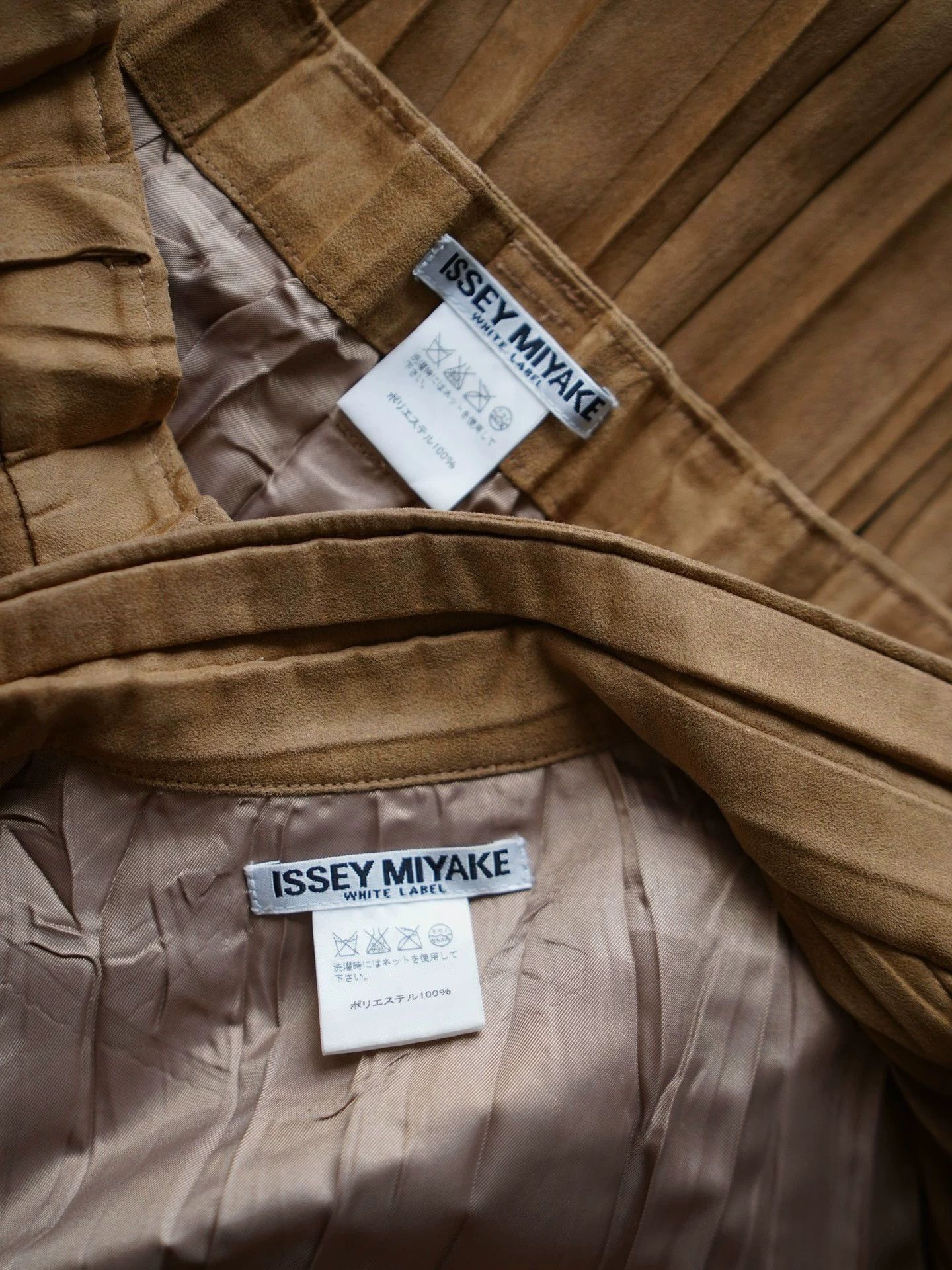 Issey Miyake Issey Miyake 90s Tan Pleated Faux Suede Jacket Skirt Set Size XS / US 0-2 / IT 36-38 - 4 Thumbnail