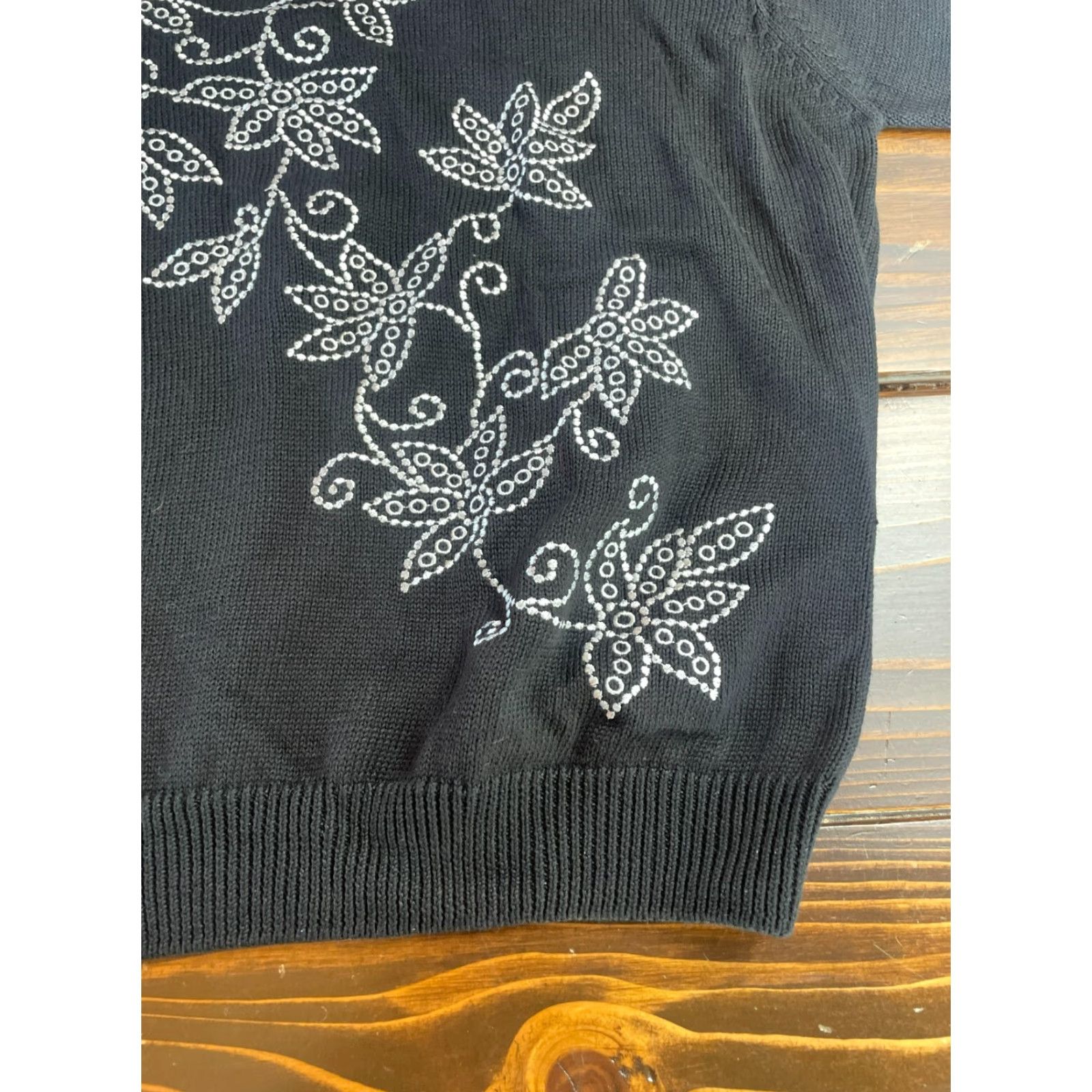 Vintage Alfred Dunner Sweater Women’s Plus Size 2X Black Floral Shoulder Pads Pullover Crew Neck Long Sleeve Casual Knit Top Womens Size XXL / US 16-18 / IT 52-54 - 3 Thumbnail