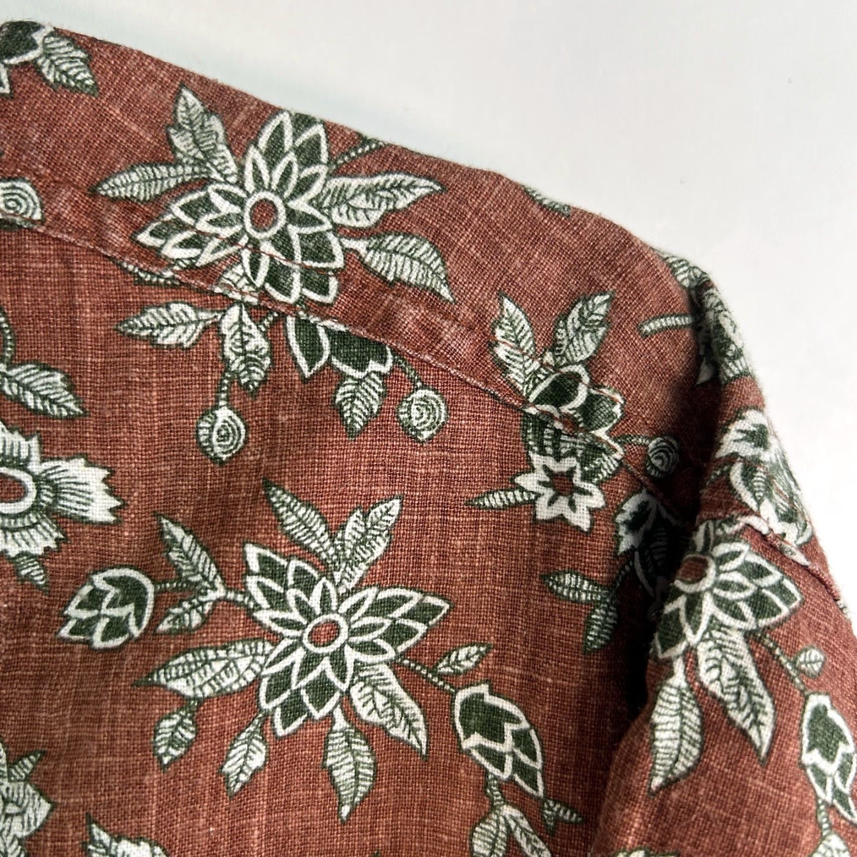 Vintage Gitano Button-Up Shirt Women’s 18W Brown Floral Short Sleeve Size XXL / US 16-18 / IT 52-54 - 4 Thumbnail