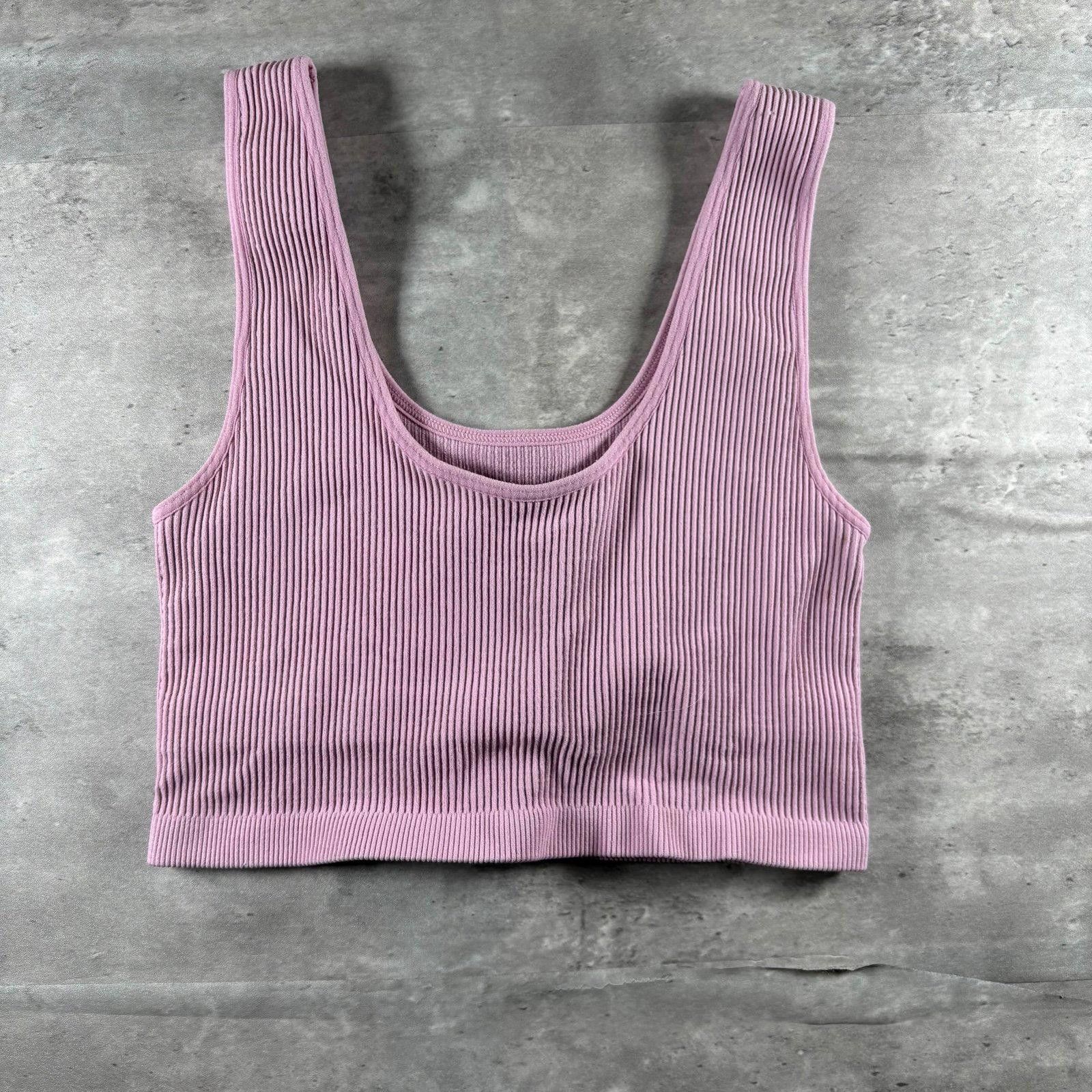 Forever 21 Forever 21 Ribbed Seamless Crop Tank Top Size S / US 4 / IT 40 - 1 Thumbnail