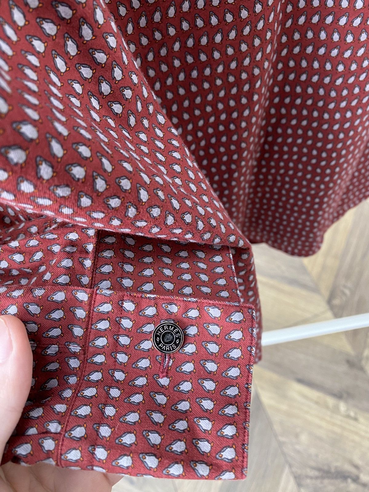 Designer × Hermes × Vintage Vintage Hermes Penguin Imprinted Fitted Cotton shirt Size US L / EU 52-54 / 3 - 12 Thumbnail