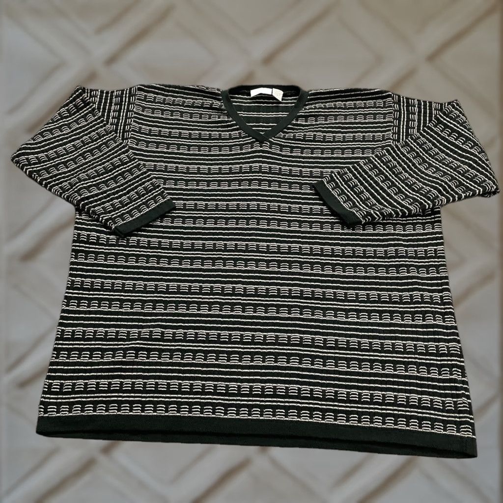 Liz Claiborne VINTAGE Liz Claiborne Sweater Pullover Women 3XL Knit All Seasons Casual Black White Size XXL / US 16-18 / IT 52-54 - 1 Thumbnail