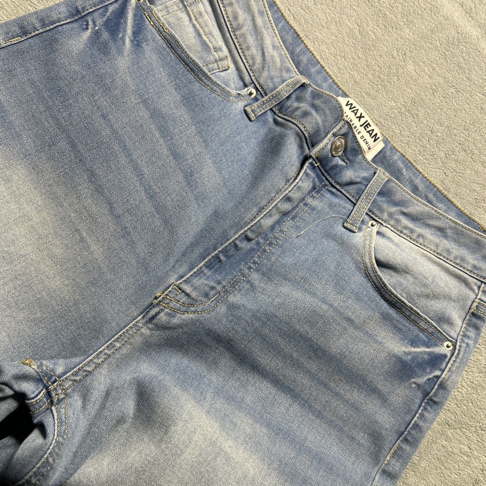 Levi's Beyond Baggy Dojo Flare Jeans Womens 31x27 Raw Hems Hamilton Size 31" - 9 Thumbnail