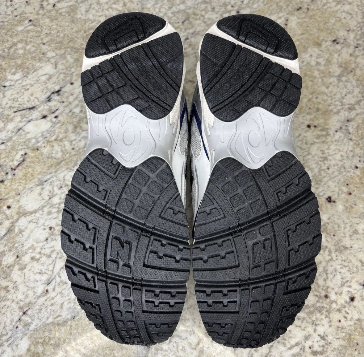 New Balance Size 11 -New Balance 725v1 Atlantic Blue Grey Matter used Size US 11 / EU 44 - 7 Thumbnail