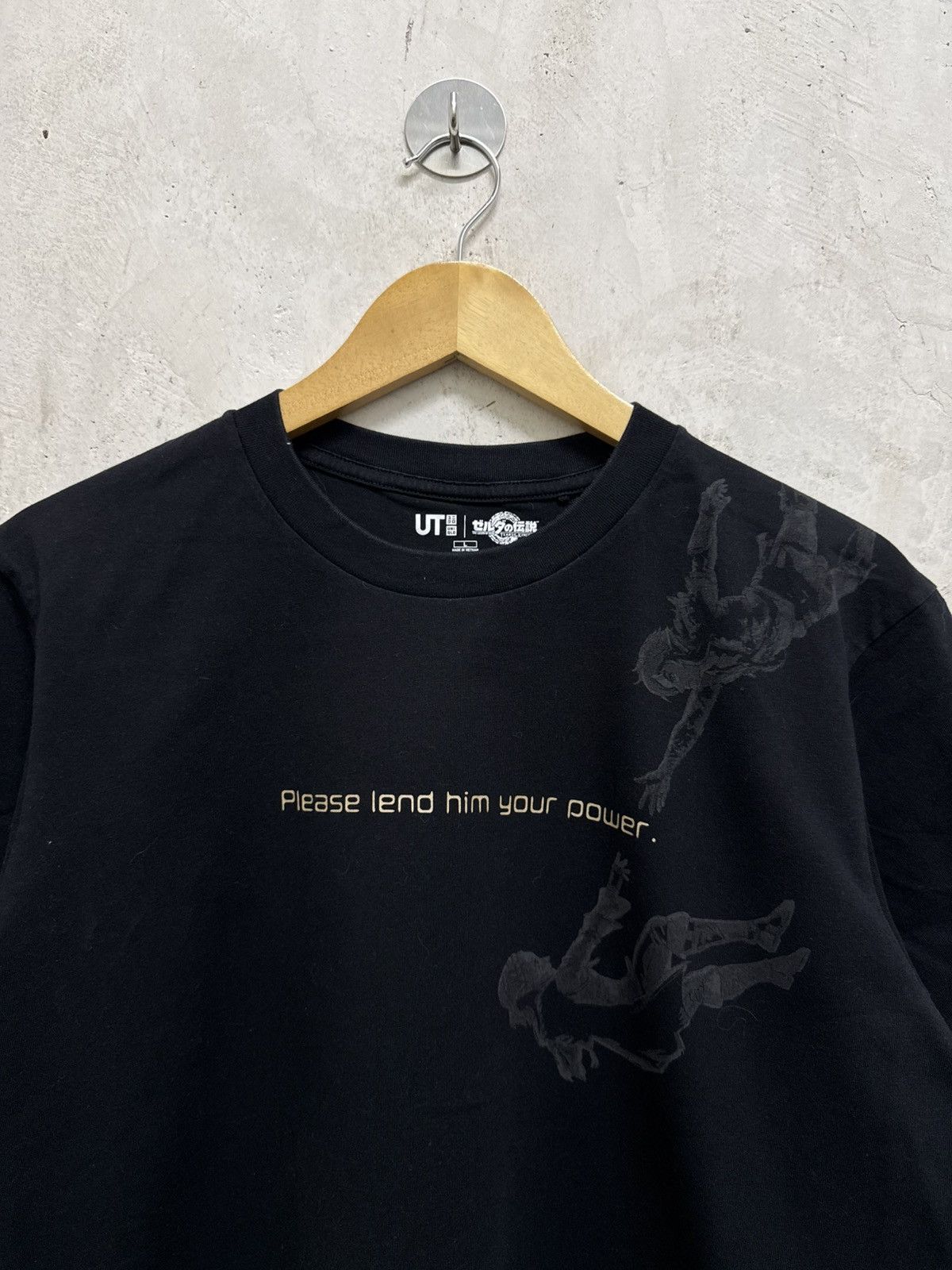 Playstation Legend of Zelda Tears of Kingdom Video Game Promo Tee Size US L / EU 52-54 / 3 - 4 Thumbnail