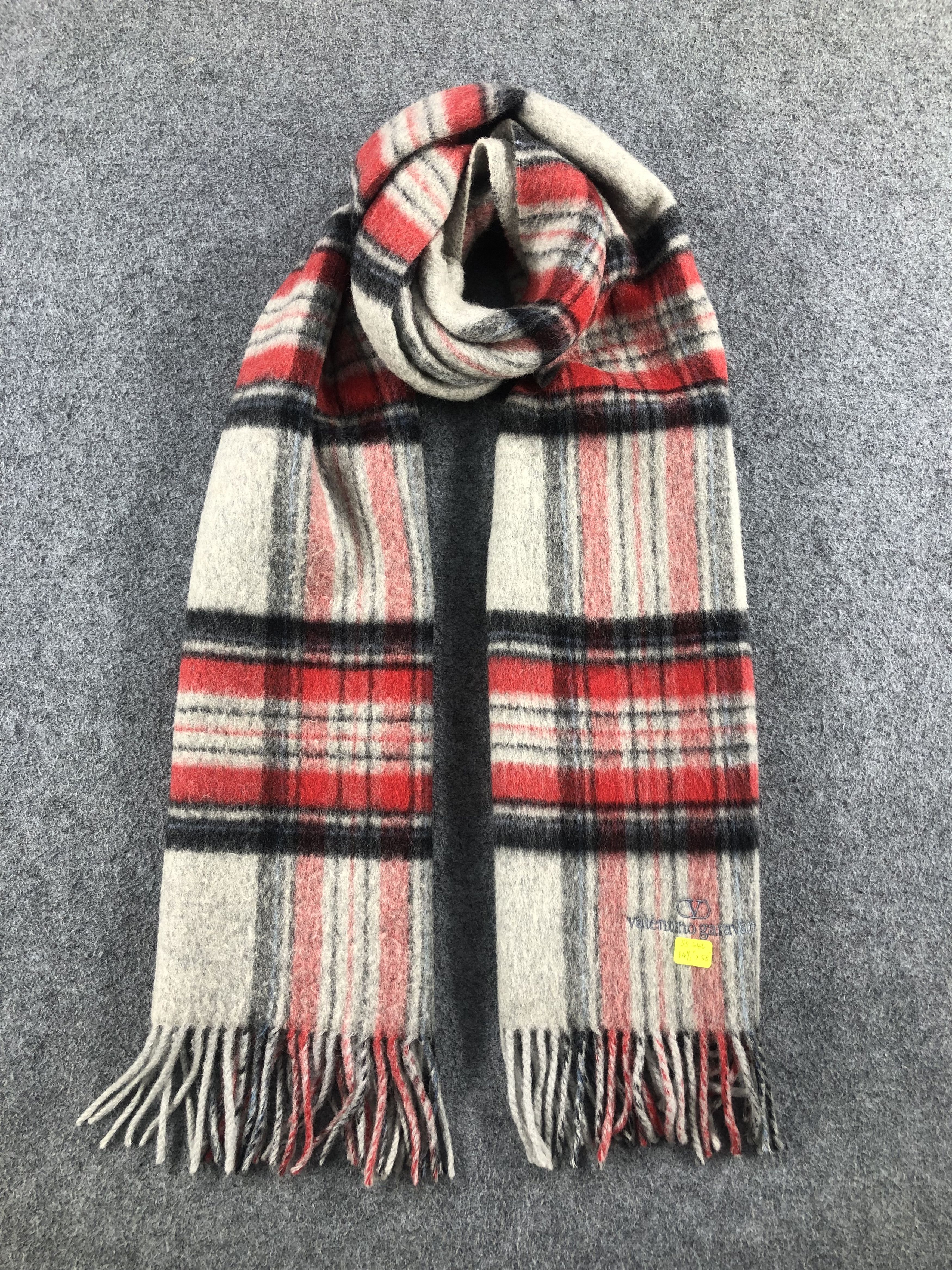 Valentino Valentino Garavani Scarf / Muffler / Neckwear Size ONE SIZE - 1 Thumbnail