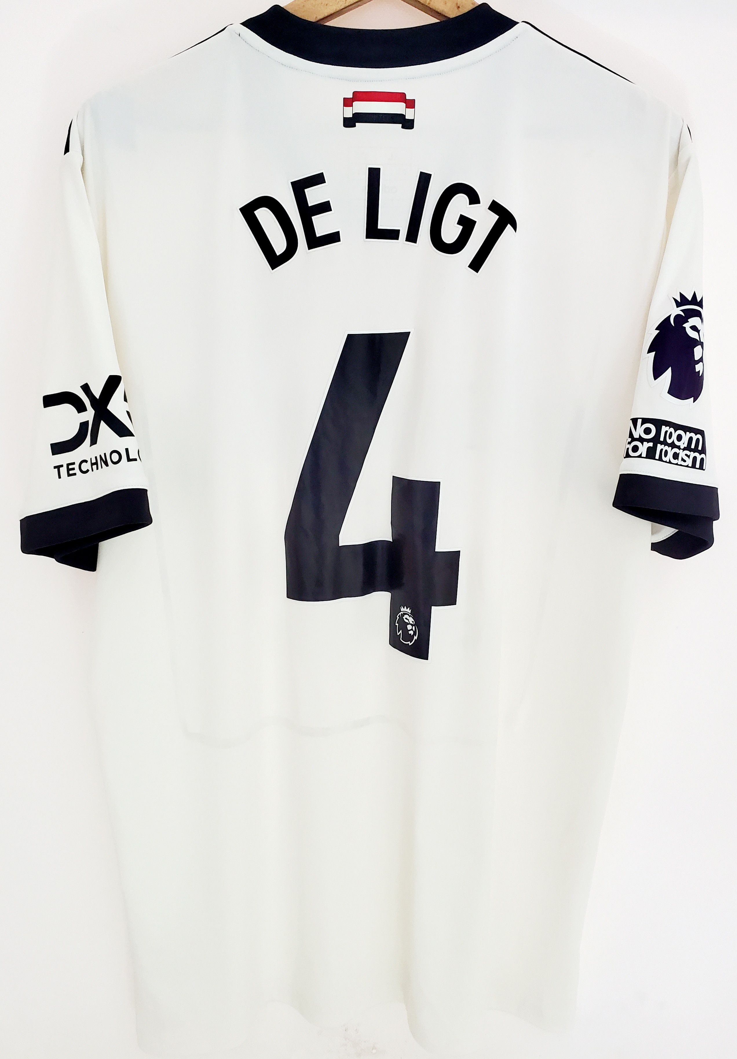 Adidas adidas Manchester United 24/25 Authentic #4 De Ligt Xl jerse Size US XL / EU 56 / 4 - 2 Thumbnail