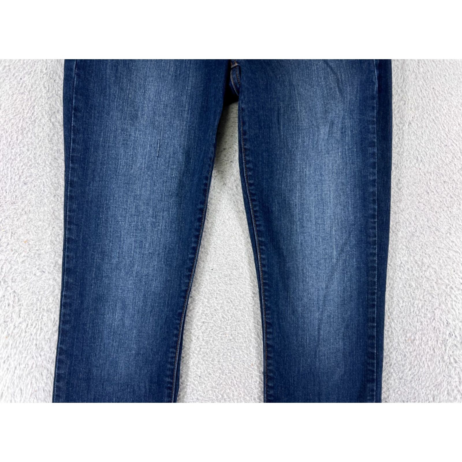 Lucky Brand Lucky Brand Jeans Women's Blue Denim Straight Pants 2 Low Rise Cotton Blend 5-Pocket Size 26" / US 2 / IT 38 - 6 Thumbnail