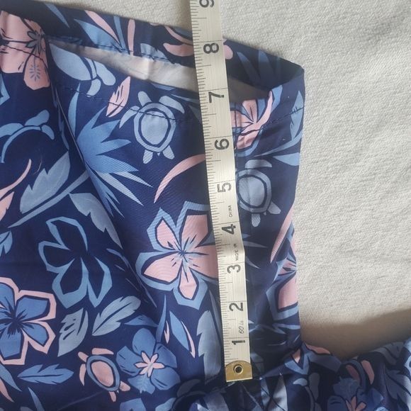 Designer Art & Soul Blue Floral Sz. M Shorts Swim Size 35" - 8 Thumbnail