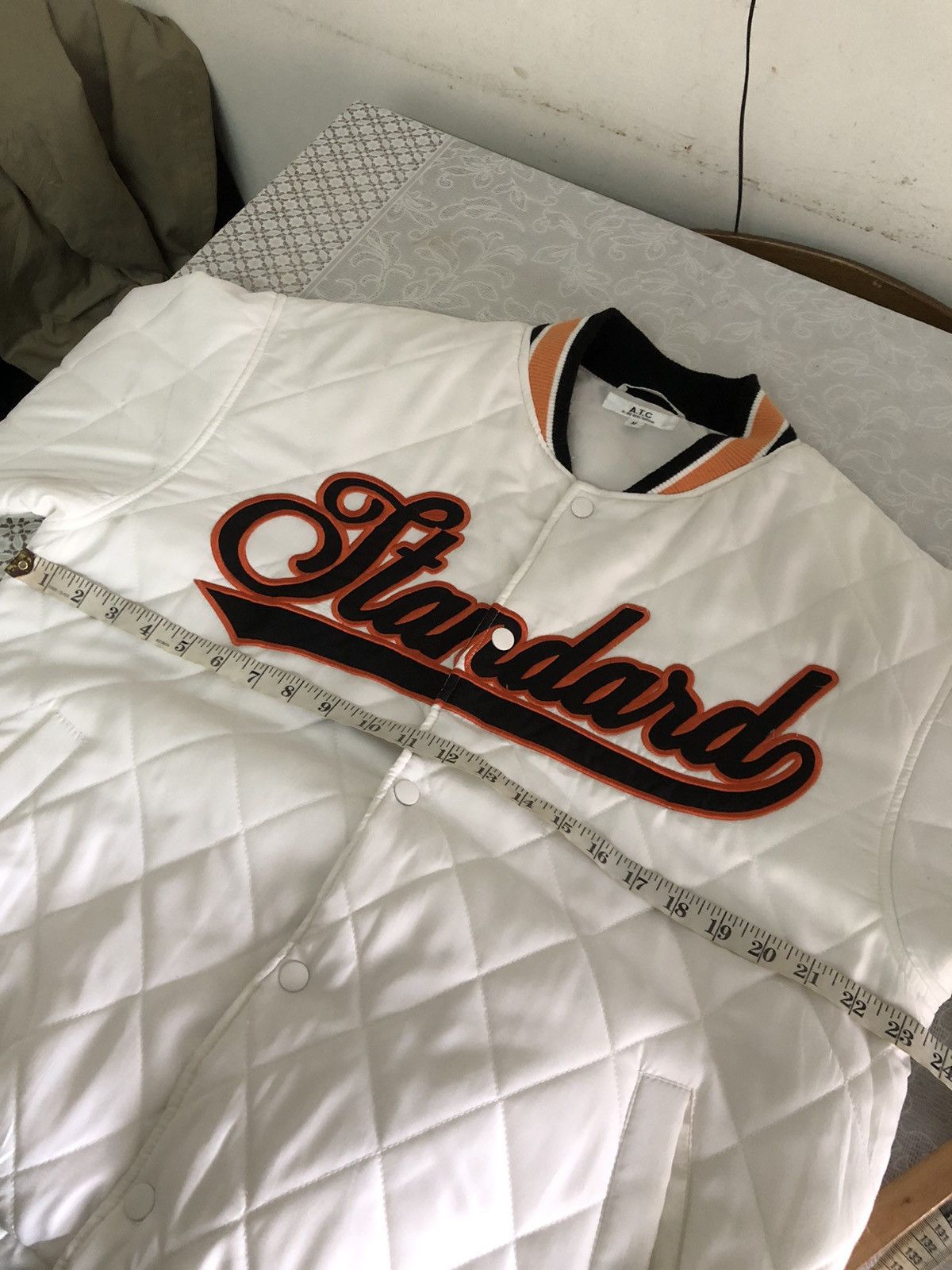 In The Attic Rare🔥 In The Attic "Standard" Logo Quilt Varsity Jacket Size US M / EU 48-50 / 2 - 19 Thumbnail