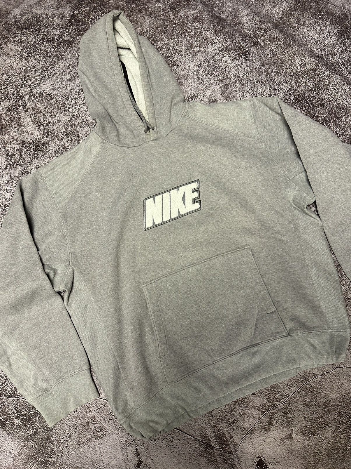 Nike Nike Vintage Sweatshirt Big logo Boxy grey Japanese Y2K Size US L / EU 52-54 / 3 - 2 Thumbnail