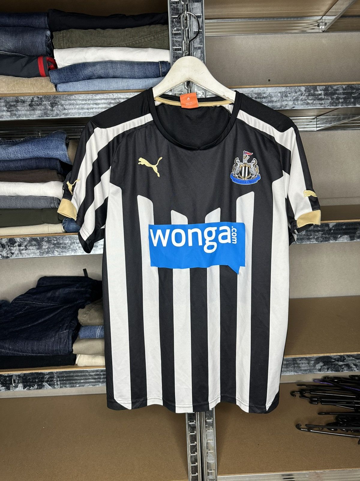 Puma 2014-2015 Newcastle United Puma Home Jersey Football Shirt Size US M / EU 48-50 / 2 - 1 Thumbnail