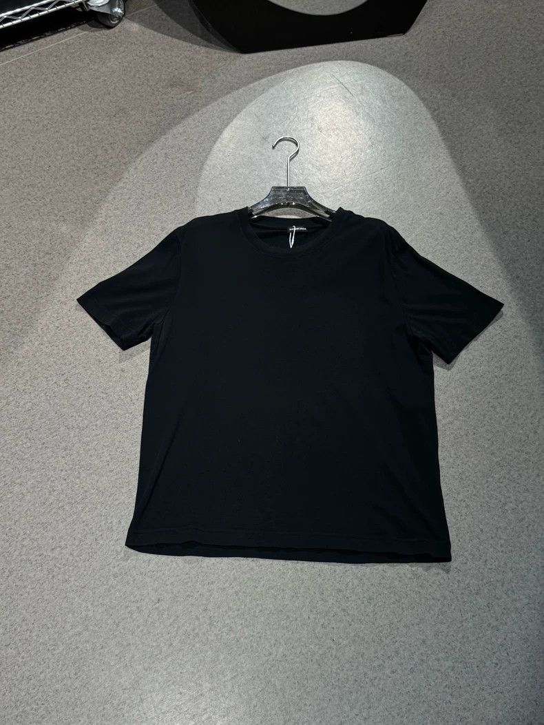 Balenciaga Balenciaga FW24 Back Embossed Black T-Shirt Size US XL / EU 56 / 4 - 1 Thumbnail
