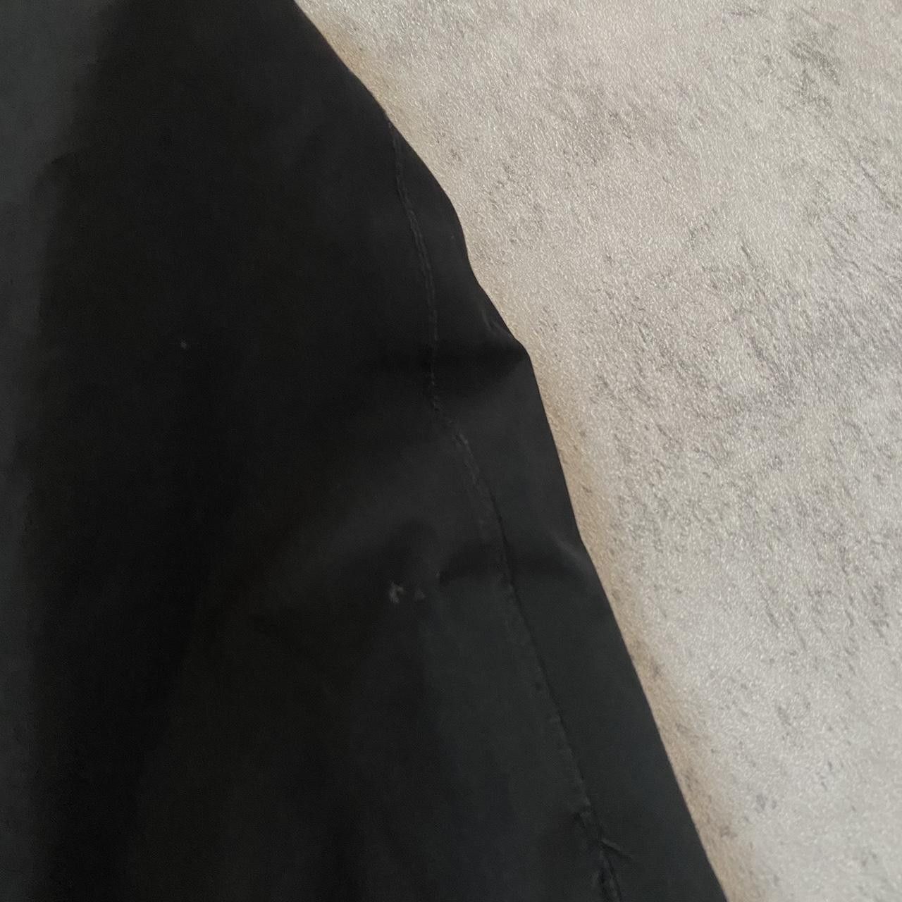 Helly Hansen Black Helly Hansen rain jacket #streetwear Size US XS / EU 42 / 0 - 8 Thumbnail