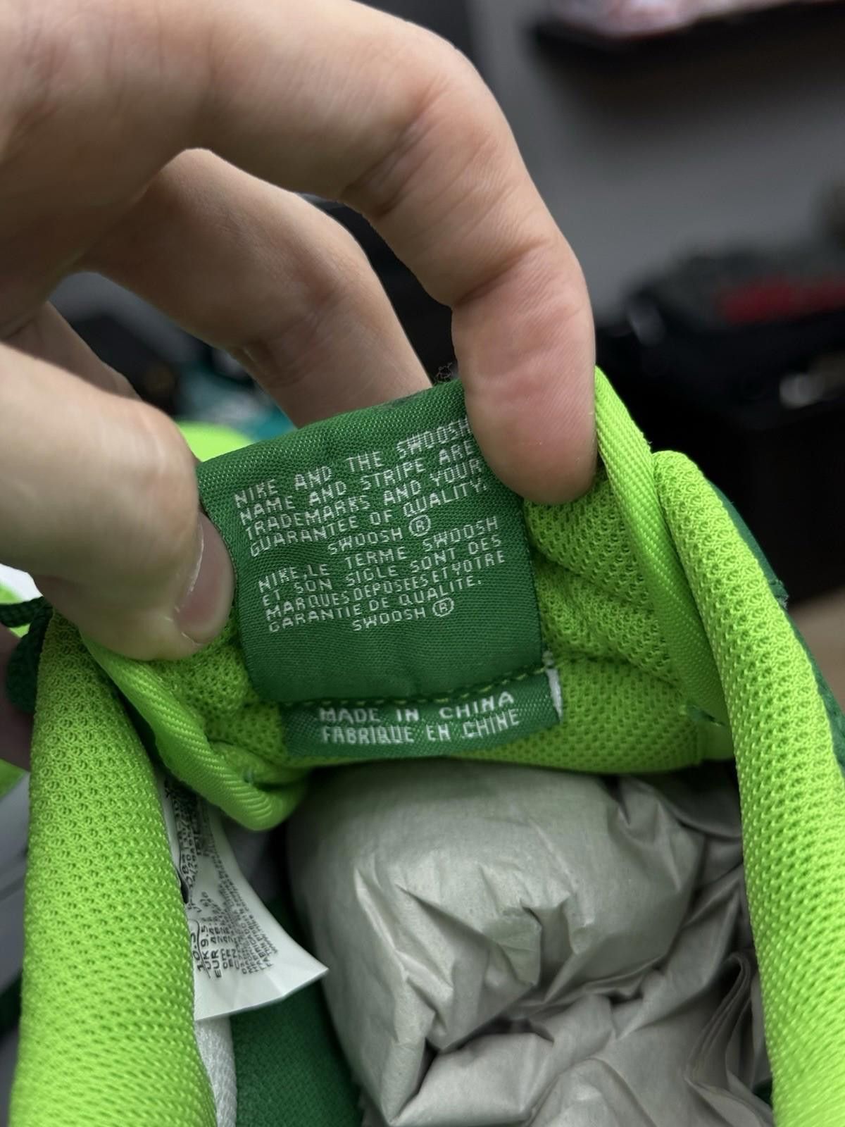 Nike Size 10.5 - Nike Air Force 1 Low St. Patrick's Day Brand New Size US 10.5 / EU 43-44 - 11 Thumbnail