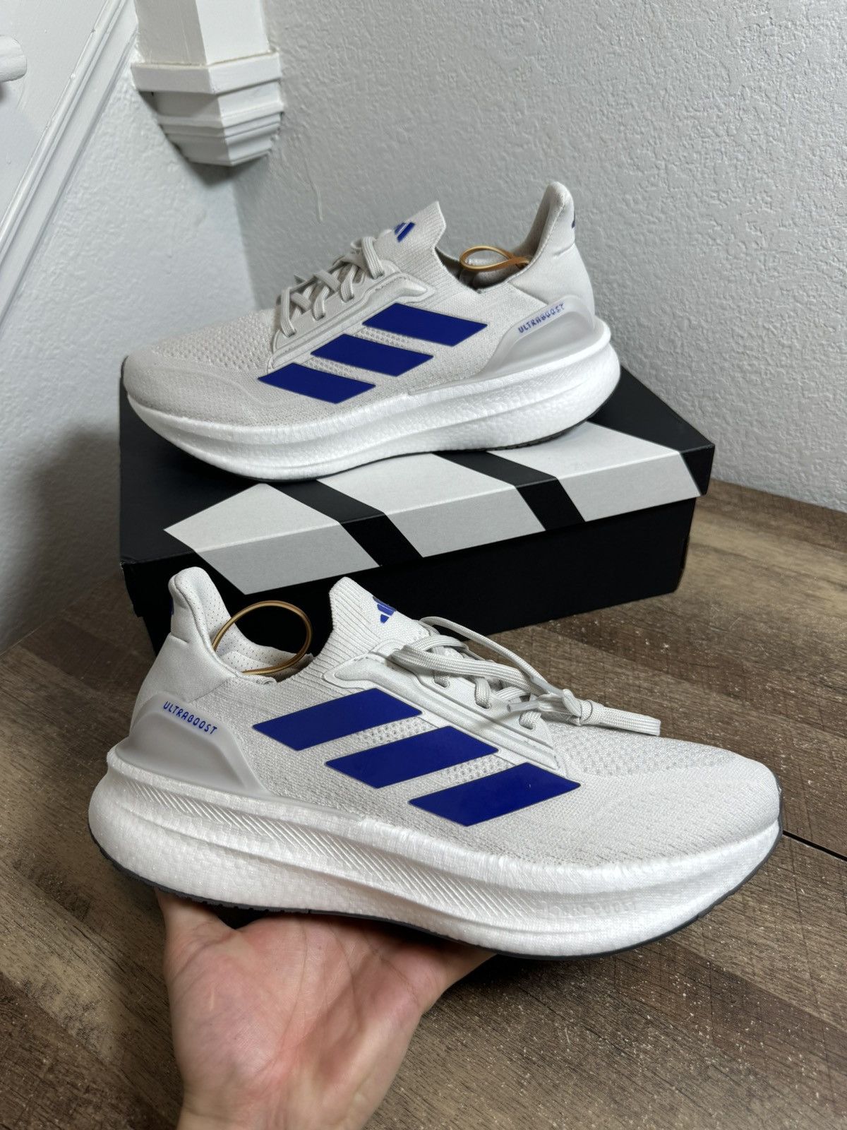 Adidas Size 10.5 adidas Ultraboost 5X Running Shoes Grey Men's New Size US 10.5 / EU 43-44 - 1 Thumbnail