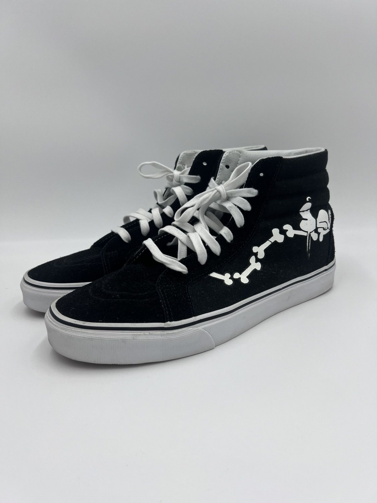Peanuts × Vans Sk8-Hi Re-Issue Peanuts Snoopy Bones Size US 10 / EU 43 - 1 Thumbnail