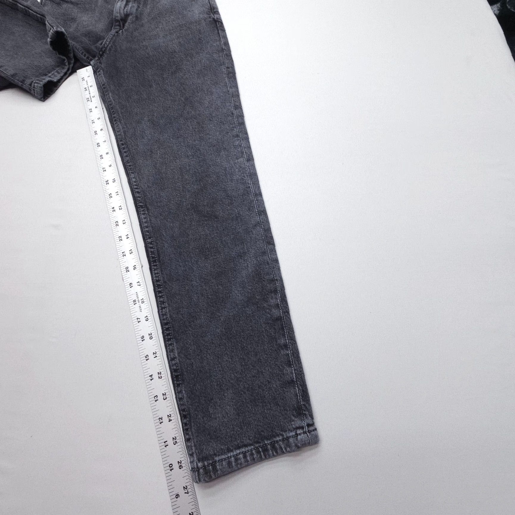 Zara Zara High Rise Mom Jeans Size 2 Black Denim Dark Wash Inseam 27" Regular 5-Pocket Logo Button Women Jeans Size 26" / US 2 / IT 38 - 5 Thumbnail