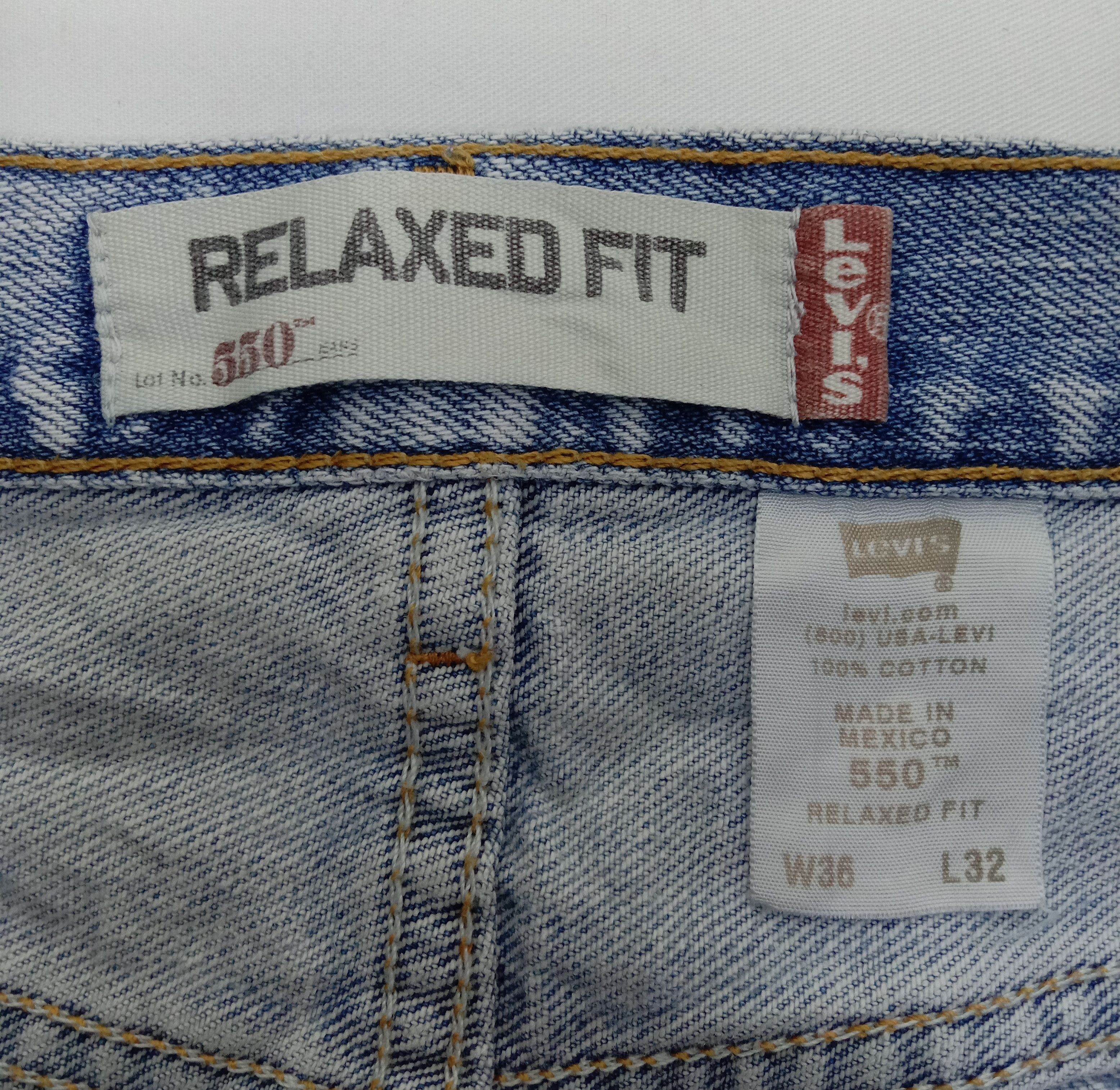 Vintage Levi's 550 Jeans Light Wash Relaxed Fit Denim