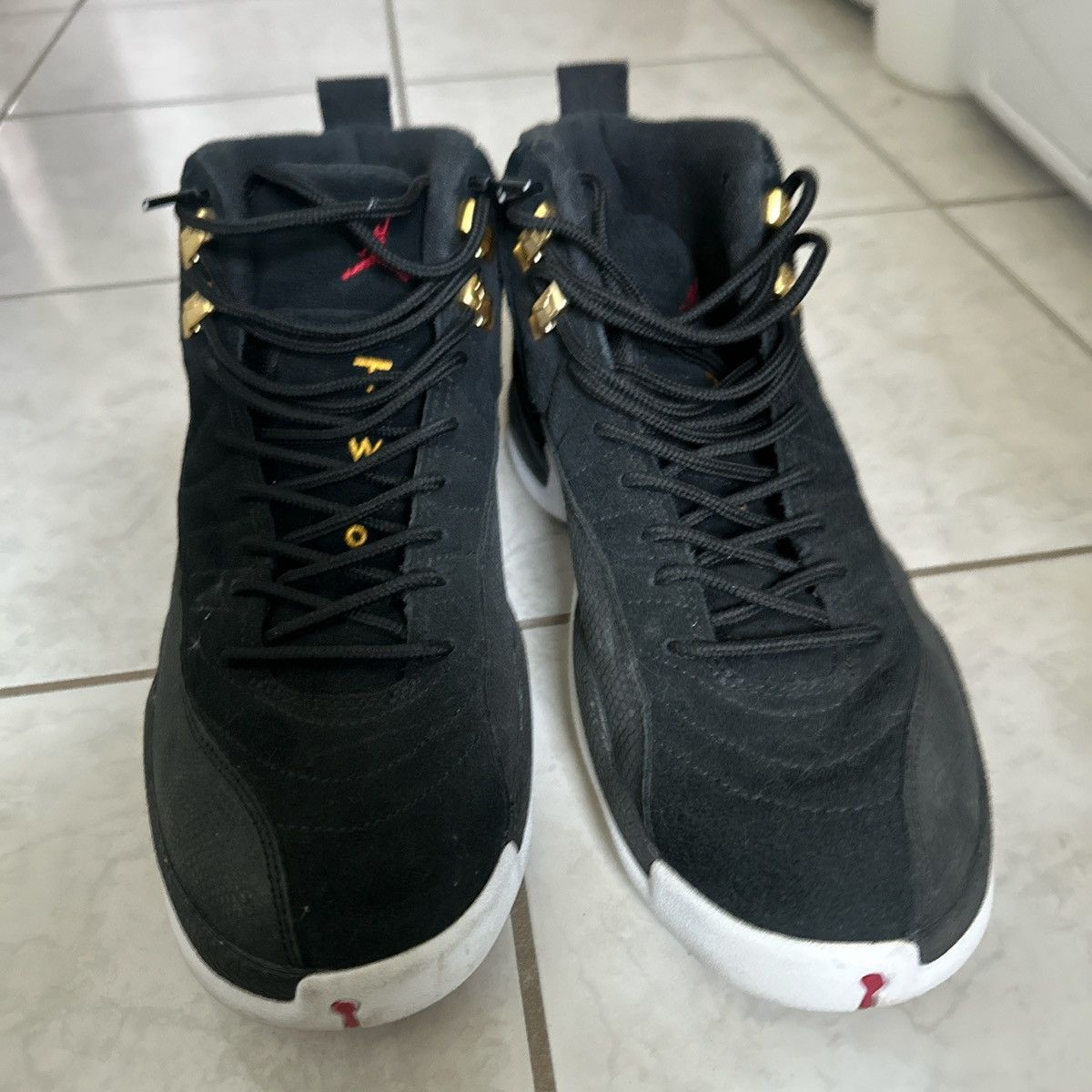 Jordan Brand Jordan 12 Reverse Taxi Size US 9.5 / EU 42-43 - 4 Thumbnail